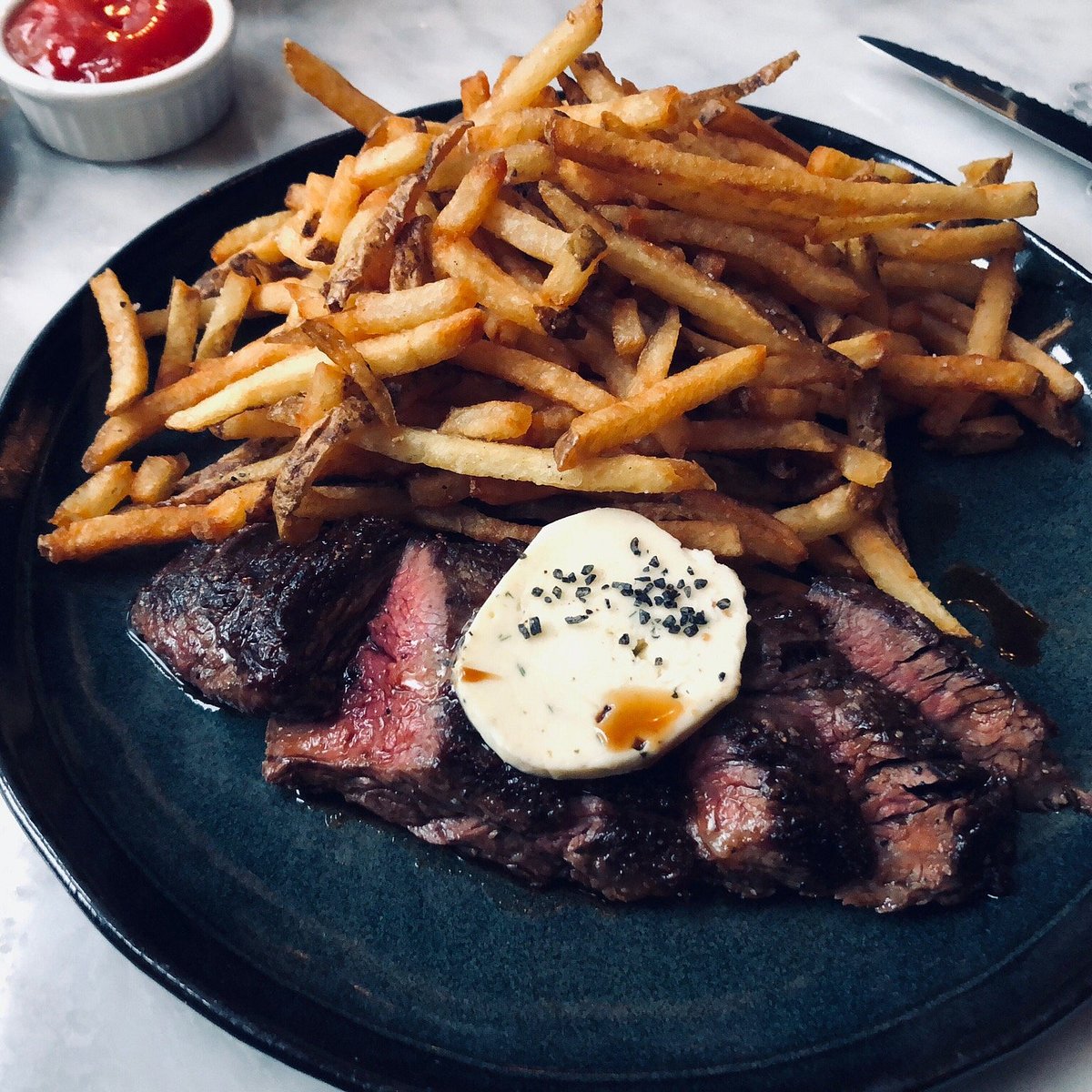Easy Bistro & Bar signature dishes Steak Fries
Joyce Farms Chicken
Halibut